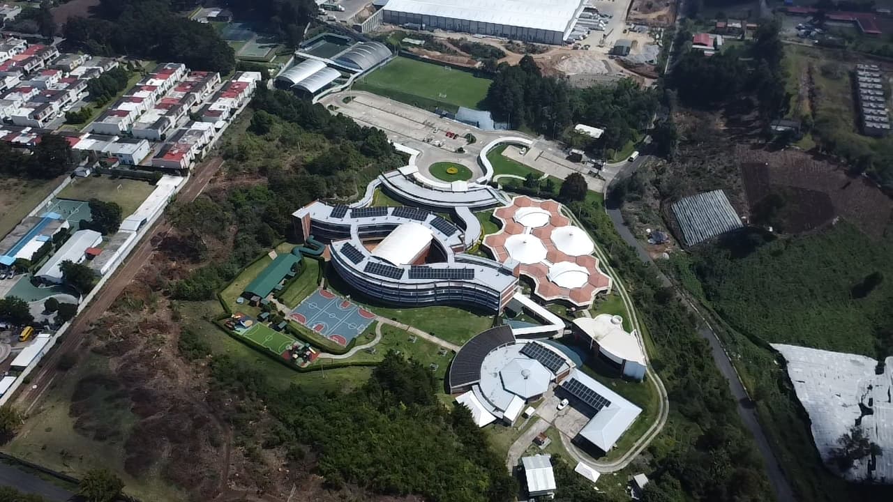 Julio Verne Paneles Solares Ecolumen